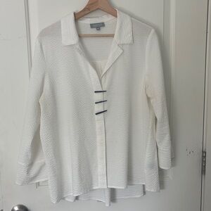 Habitat crinkle/seersucker top size medium